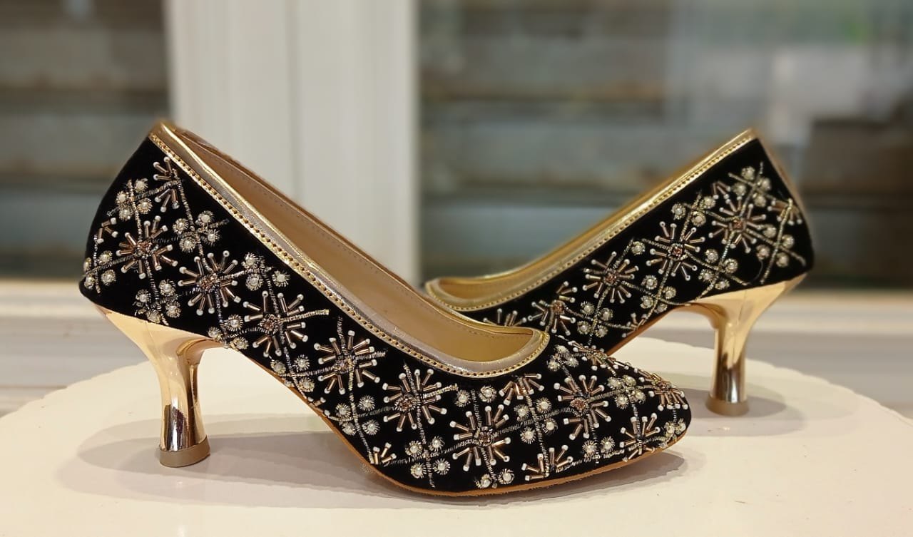 Women shoes & Accessories